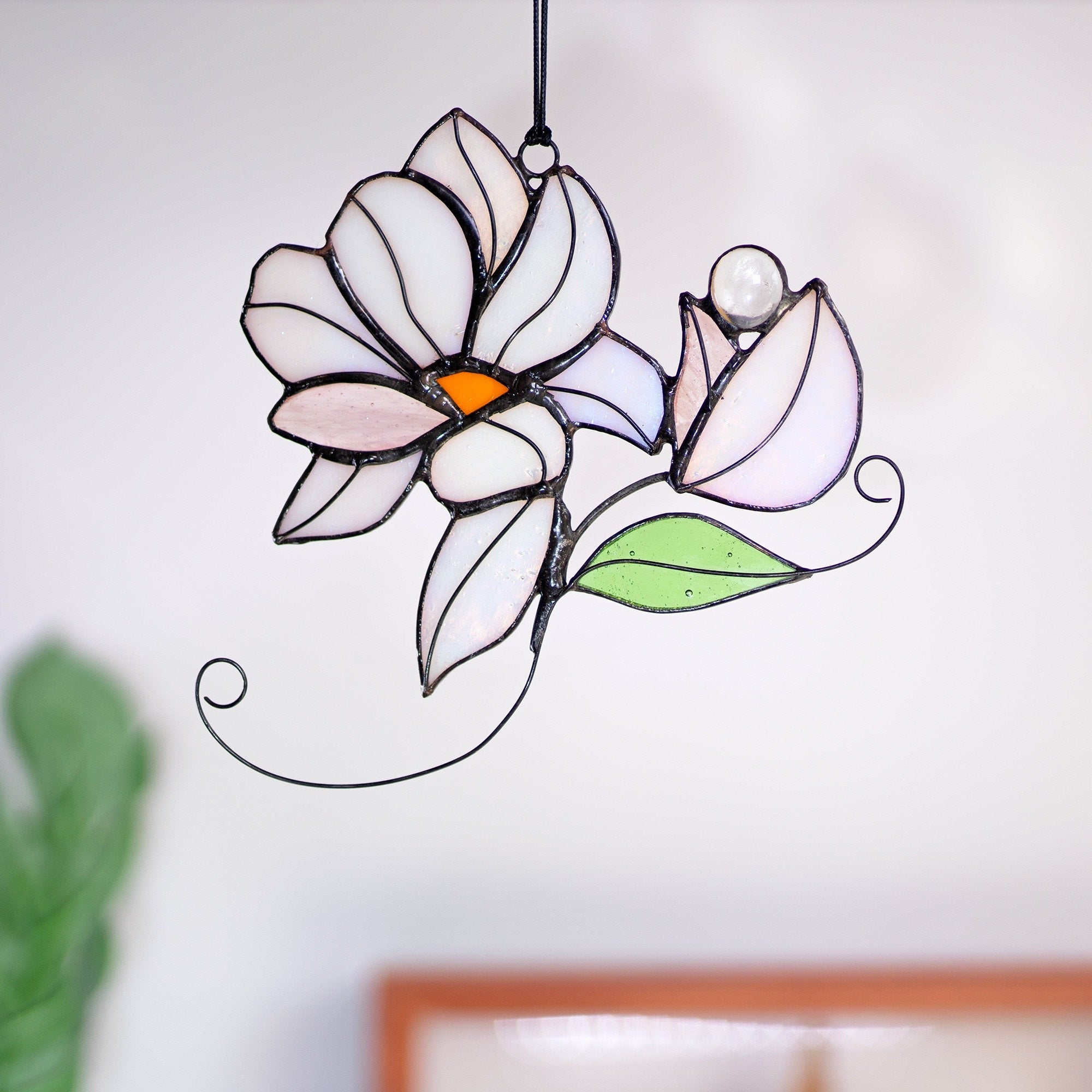 Iridescent Magnolia Bouquet Flower Stained Glass Flower Suncatcher Bouquet Window Hangings Glass art Flower Suncatcher Mothers Day gift
